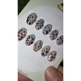 Kirakira limit exceeded✨ I'll put it on in a flash [Handmade nail tip] - M Almond / 키라키라 한도초과✨ 냅다 붙여드림 [수제네일팁] - M아몬드