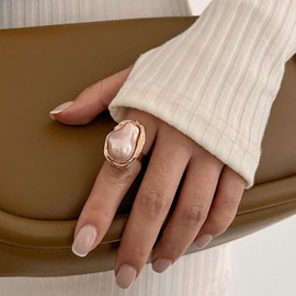GLMOCM Baroque Pearl Ring for Women Chunky Gold Irregular Pearl Rings Statement Ring Adjustable Open Finger Ring Birthday Party Jewelry for Women (Pink)