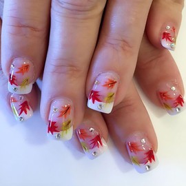 Thanksgiving Press on Square Nails Short Length Glossy Full Cover Acrylic False Nails with Maple Leaf Designs Artificial Square Shaped Fake Nails with Charms Glue ons Fingernails for Women(DZ05)