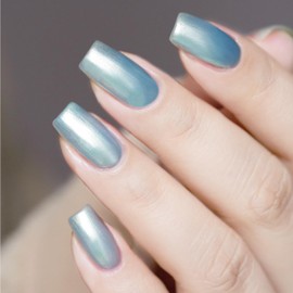 COSMOO Pearl Blue Nail Polish, 10ml Quick Dry Nail Lacquer, Super Lustrous Nail Enamel Polish, Shimmer Iridescent Ultrachrome Art Varnish, 0.34 fl oz (Pearl Blue)