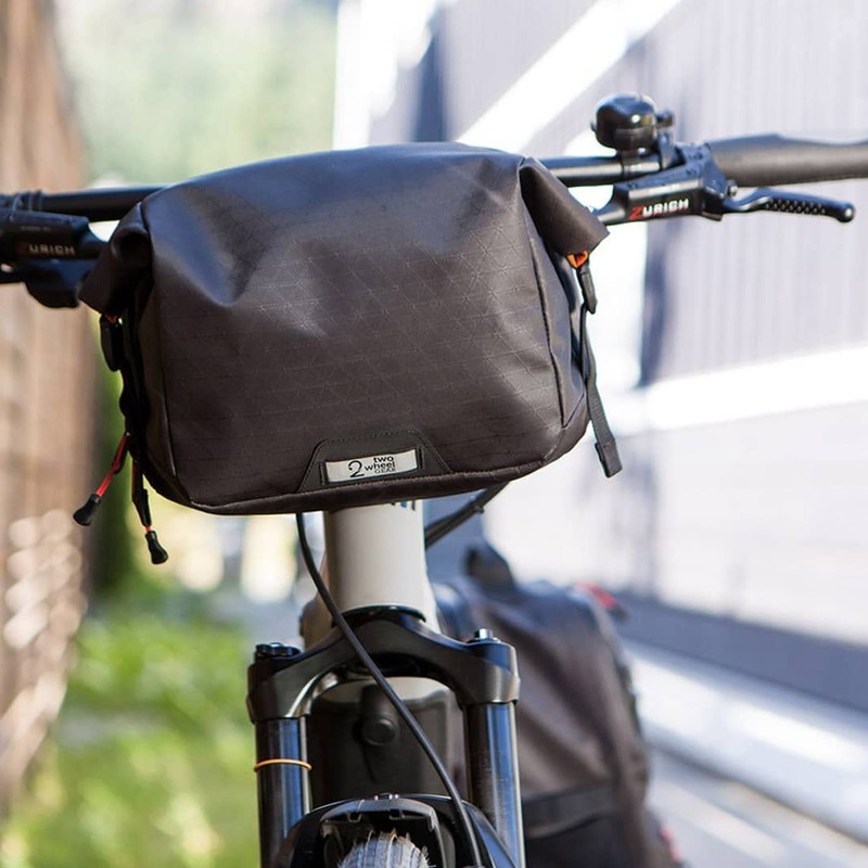 Two Wheel Gear - ALPHA Handlebar Bag (6 Litre) –