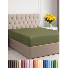 Queen Size Fitted Bed Sheet - Hotel Luxury Single Fitted Sheet Only - Fits Mattress Up to 16 - Extra Soft, Wrinkle Free, Breathable - Bottom Fitted Sheet - Sage Green Single Fitted Sheet Only