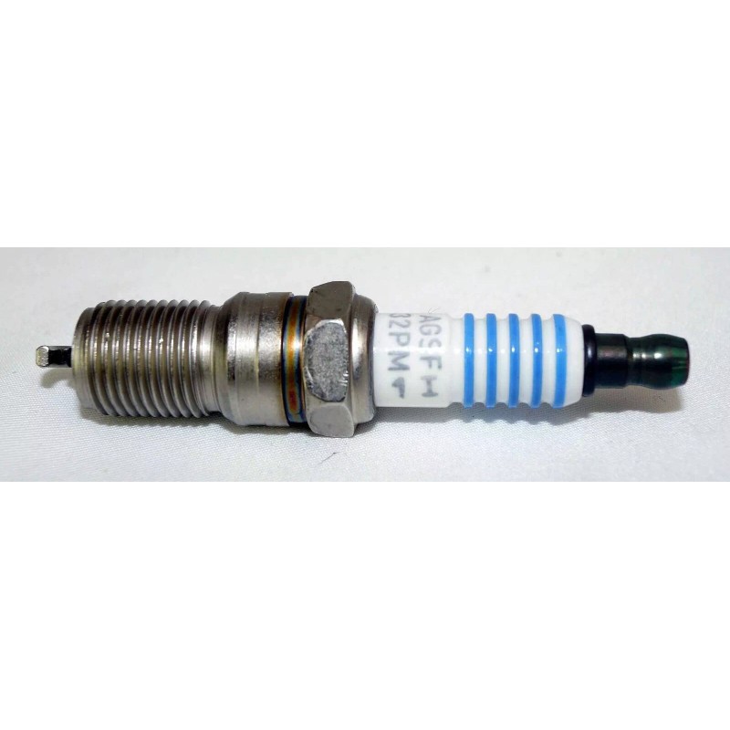 Motorcraft Set of 8 Genuine Motorcraft Platinum Spark Plugs SP-493X