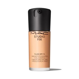MAC Studio Fix Fluid SPF 15 24HR Matte Foundation + Oil Control, NC18, 1 Ounce