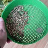 Calayu Plastic Garden Sieve, Earth Sieve Handheld Stone Sand Sieve