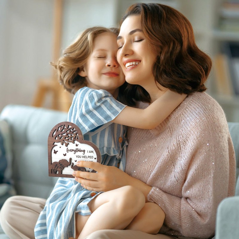 TOARTi 3D Rustic Heart-Shaped Grateful Sign Gifts for Mom(5.9''x6''), Appreciation