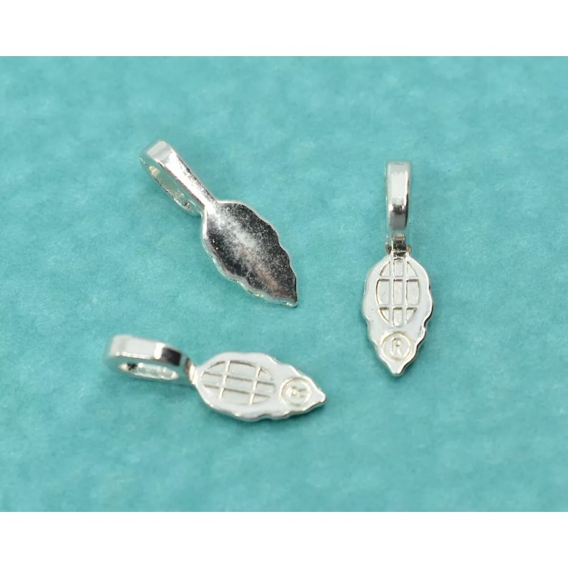 Aanraku MEDIUM SILVER Plated LEAF Bail Pack of 25