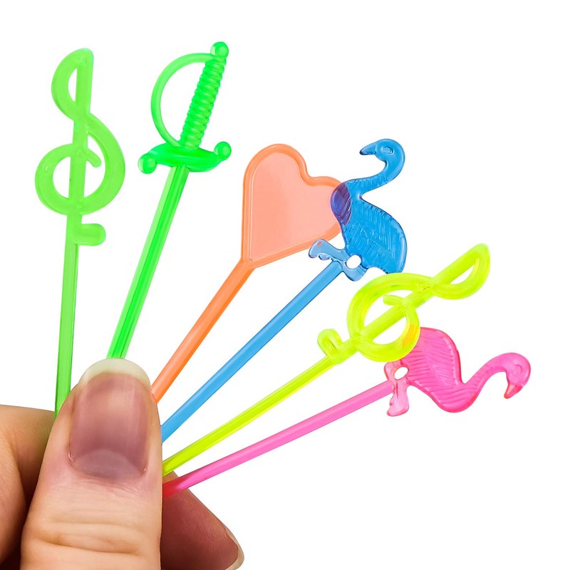 Hysagtek 200 Pcs Plastic Fruit Cocktail Appetizer Drinks Skewers Flamingo/Heart/Music