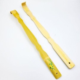 Half Club / H Plus Mall Bamboo Back Scratcher / 에이치플러스몰 대나무 효자손