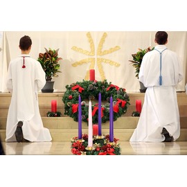 Christmas Advent Wreath - Red Berry Season Centerpiece Decor - Advent Candle and X-mas Candles Decorations