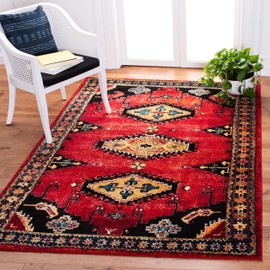 SAFAVIEH Vintage Hamadan Collection Area Rug - 5'3" x 7'6", Red & Black, Traditional Oriental Design, Non-Shedding & Easy Care, Ideal for High Traffic Areas in Living Room, Bedroom (VTH251Q)