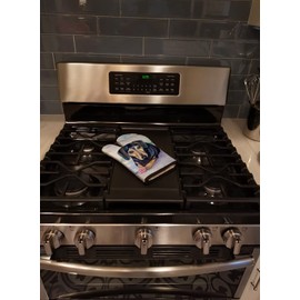 Caroline's Treasures 7076OVMT Black and Cream Dachshund Oven Mitt Heat Resistant Thick Oven Mitt for Hot Pans and Oven, Kitchen Mitt Protect Hands, Cooking Baking Glove