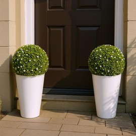 Gaderth 20.5 Inch Large Artificial Topiary Balls Set of 2 for Indoor and Outdoor, Artificial Topiary Flower Balls with Hanging Chains for Patio,Garden,Wedding and Home Decor,White