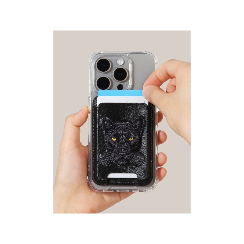 Design Skin (신세계김해점)( 유니버셜 ) 맥세이프 자수 포켓(비스트)-흑표 ITM34979 (Shinsegae