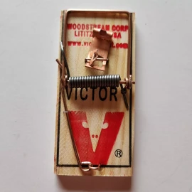 Victor Mouse Trap multi use reliable Metal pedal snap trap Single unit Classic