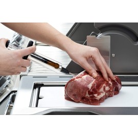 Napoleon Stainless Steel Marinade Injector BBQ Accessory – 55028 – Interchangeable Needles for Thin or Thick Marinades, Includes Case and Cleaning Brushes