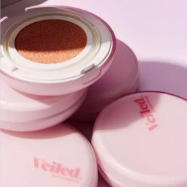 Black Rouge 블랙루즈 파운데이션 쿠션 윤광 메이크업 씬레이어 14g SPF50+ 1개 Black Rouge Foundation Cushion Radiant Makeup Sheen Layer 14g SPF50+ 1pc [21C Clear]
