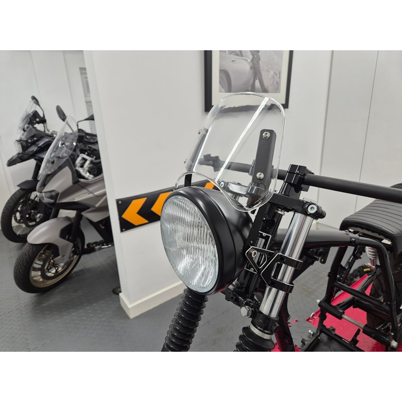 Motorcycle Flyscreen Windshield Windscreen Deflector | Universal | Clear Screen