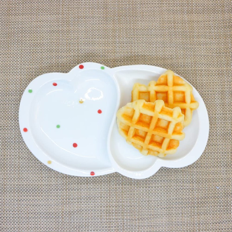 Divider Plate, Arita Ware, Hasamiyaki, Colored Polka Dot Heart Partition
