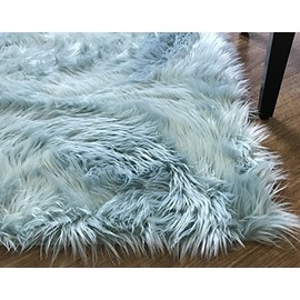 Super Area Rugs Ultra Soft & Fluffy Faux Sheepskin Rug, Teal 2 x 3 Feet Carpet for Bedroom Living Room