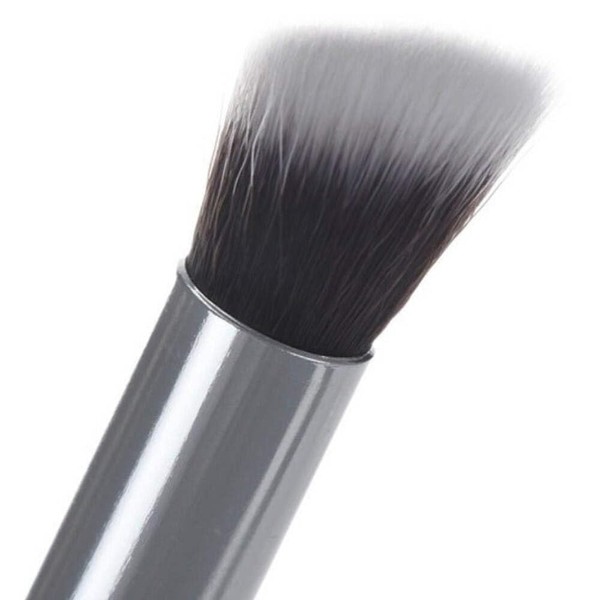 Multi-Purpose Detail Makeup Brush by Voodoo Makeup for foundation, eye