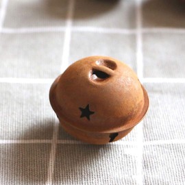 HEALLILY 60pcs Christmas Jingle Bell Vintage Rusty Bells Hollow Out Star Metal Sleigh Bell DIY Craft Xmas Tree Pendants (2.5cm+3cm)