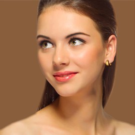 Frigotine Chunky Gold Croissant Half Hoop Earrings for Women, Trendy Statement Thick Matte Metal Open Dome C Huggie Hypoallergenic Cartilage Stud Prom Jewelry Gifts