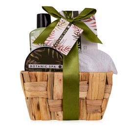 Accentra Olive Spa Bath Set, Care Set for Women with 150 ml Shower Gel, 60 ml Body Lotion, 150 g Bath Salt and 10 g Mesh Sponge in Seagrass Basket, Wellness Gift Set for Birthday and Mother's Day