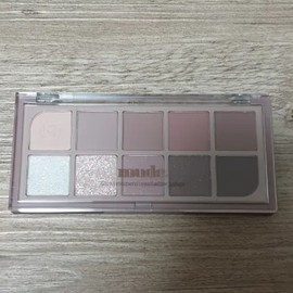 Mude Shawl Moment Eyeshadow Palette 8 types / 뮤드 숄 모먼트 아이섀도우 팔레트 8종