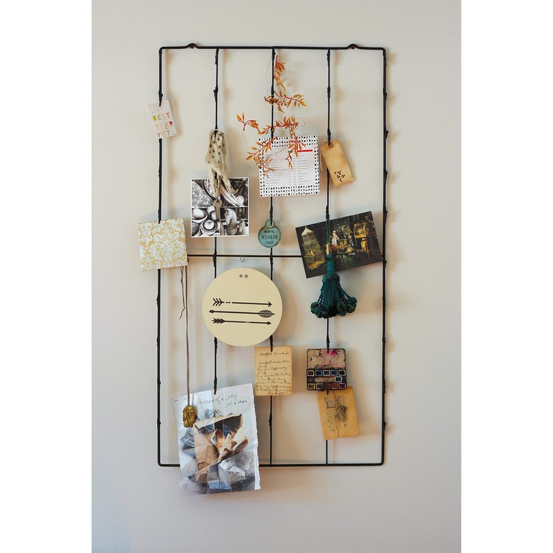 Creative Co-Op Metal Photo/Card Holder with 3 Postcards