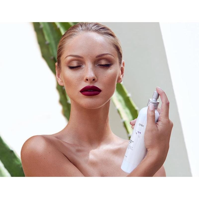 Makeup Fixer Setting Spray