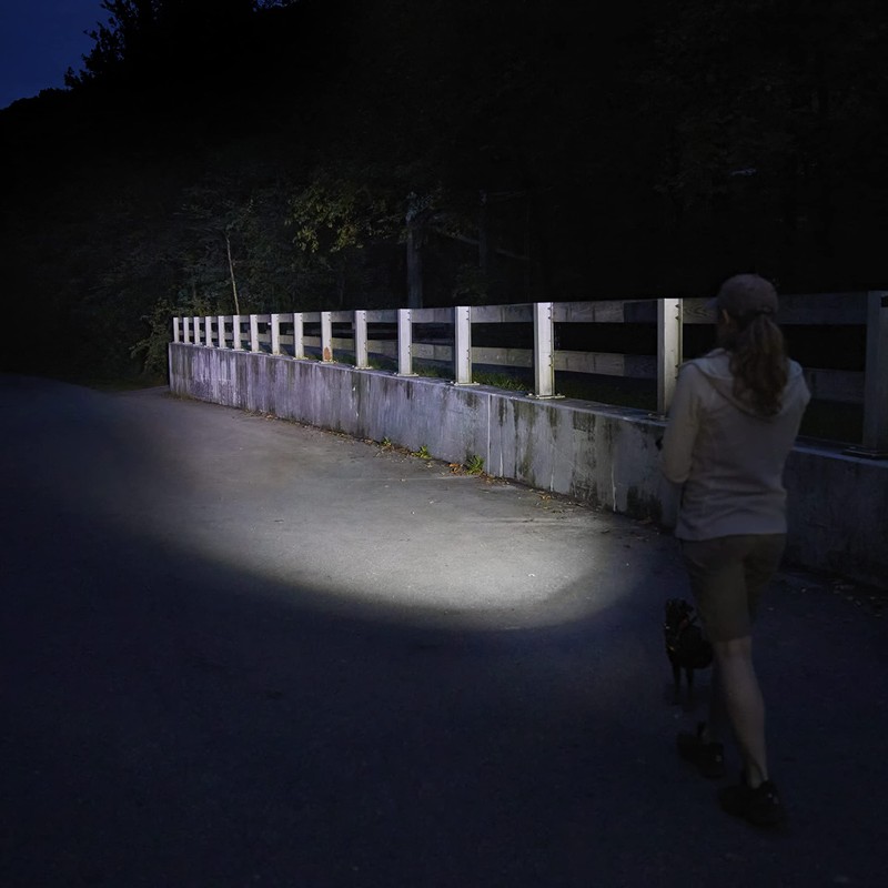 Scipio Tactical Weatherproof Cree LED Flashlight - 1000 Lumens