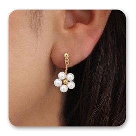 SmileBelle Daisy Earrings as Pearl Earrings for Women, Dainty Flower Jewelry as Daisy Gifts, 14k Gold Pearl Stud for Women as Summer Beach Accessories Costume Jewelry