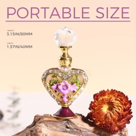 MOOTVGOO 5ML Vintage Heart-Shaped Glass Perfume Bottle Empty Refillable Mini Decorative Fragrance Container with Diamond for Essential Oil Home Decor Lady Wedding Gift