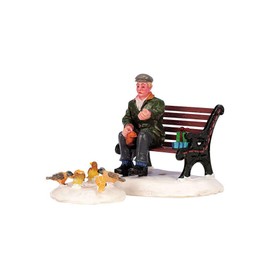 2004 Feeding Pidgeons Set of 2 Christmas Village Figurine