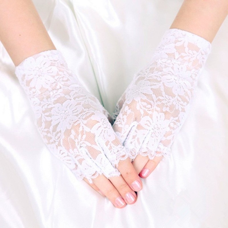 DreamHigh Women Wrist Length Lace Half Finger Gloves (White)