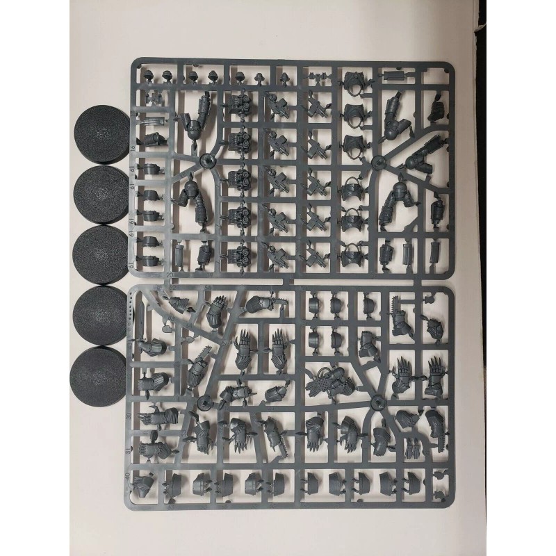 Games Workshop Warhammer Horus Heresy Cataphractii Terminators (5) No BOX