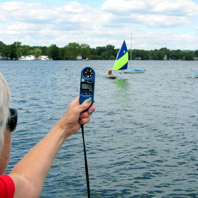 Kestrel 1000 Wind Meter