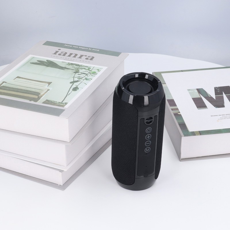 Portable Bluetooth Speaker USB Charging Outdoor Wireless Stereo Speaker Built