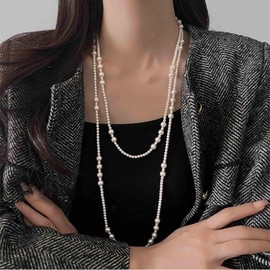 Vacaonio Long White Pearl Necklace Chain Retro Pearl Station Necklace Imitation Pearl Beads Strand Necklace Layered Pearl Flapper Necklace Pearl Sweater Chain Necklace Jewelry for Women