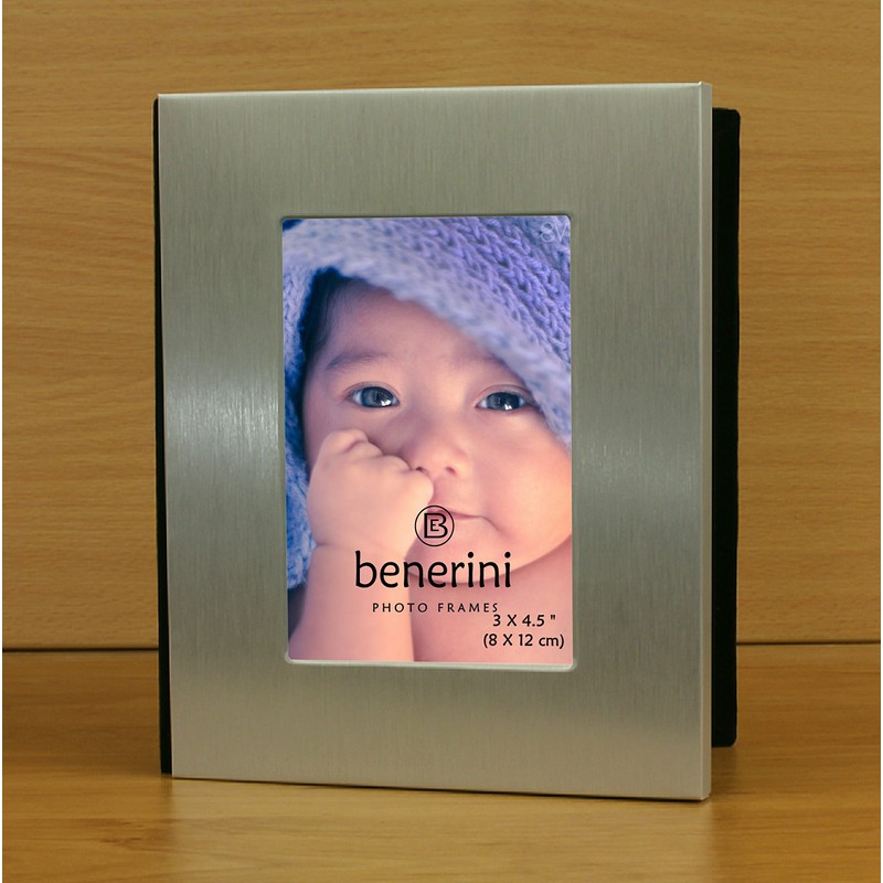 Free Standing Photo Album - Holds 48 photos 4 x