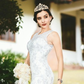 Tiaras and Crowns for Women Girls Birthday Queen Tiara Rhinestone Crowns with Combs Princess Fairy Tiara Aurora Crystal Crown Royal Wedding Crown for Bride Bridal Prom Hair Accessory for Women (Gold)