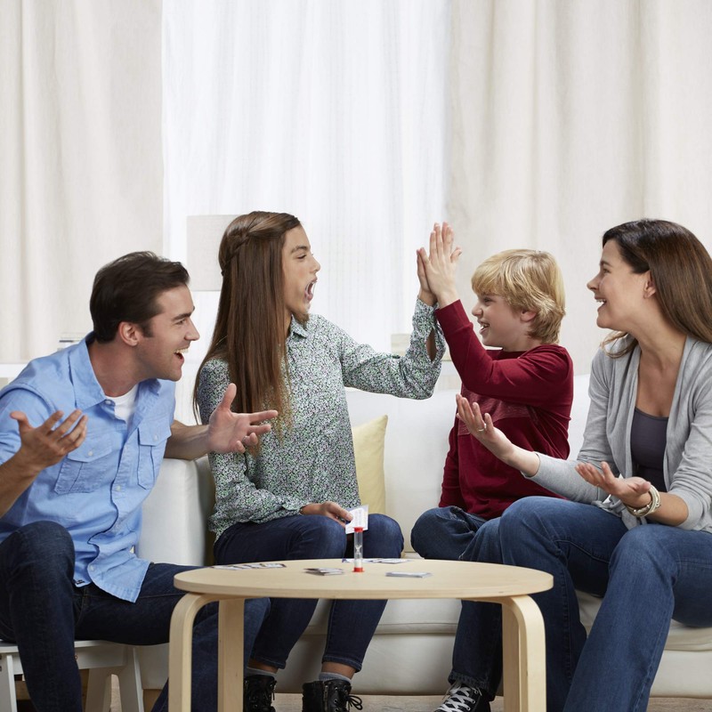 Hasbro C31451010 Klartext Kinder gegen Eltern, französische Ausgabe