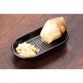 Ryusei Kiln Mysterious Ginger Grater Whisker-Resistant Fish