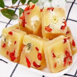 Chrysanthemum Goji Rock Sugar Tea 10.58 Oz/300g Individual Packing Rock Sugar Cubes With Chrysanthemum Sweet Flavor With Floral Amora