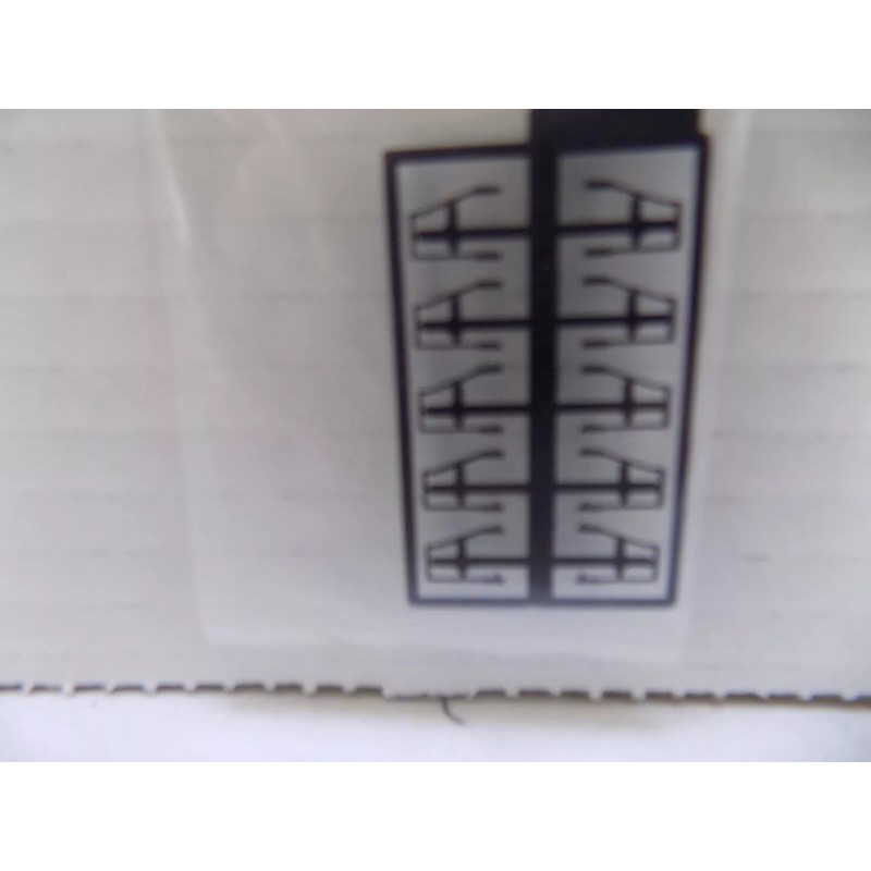 TICHY TRAIN GROUP STIRRUP STEPS ANGLRD OFFSET SIDE MOUNT #3047