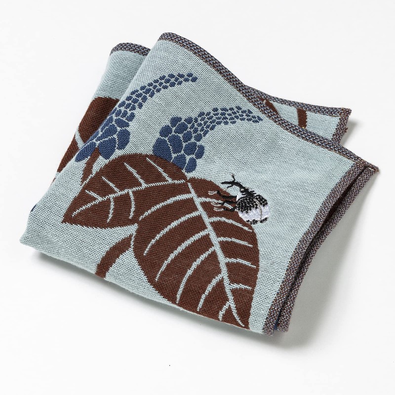 Kusuhashi Monori [moritaMiW] Triple Gauze Handkerchief Flowers and Weevil Light