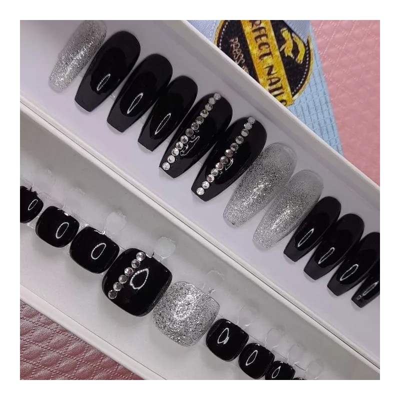 Perfect Nails Press On Uñas Press On Manos Y Pies