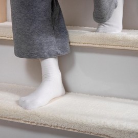 Spurtar 14 Pack Stair Treads for Wooden Steps Indoor Ultra Plush Bullnose Carpet Stair Treads Stair Runner Carpet for Stairs Non Slip Stair Steps Protectors 9.25 x 30 x 1.2 in - Off White