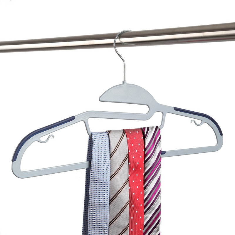 Finnhomy 50 Pack Plastic Hangers, Heavy Duty Clothes Hangers with